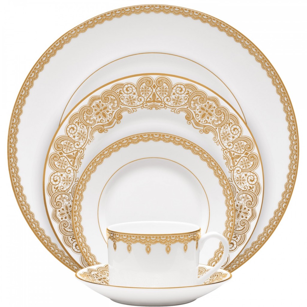 Lismore Lace Gold 5-Piece Place Setting, Waterford