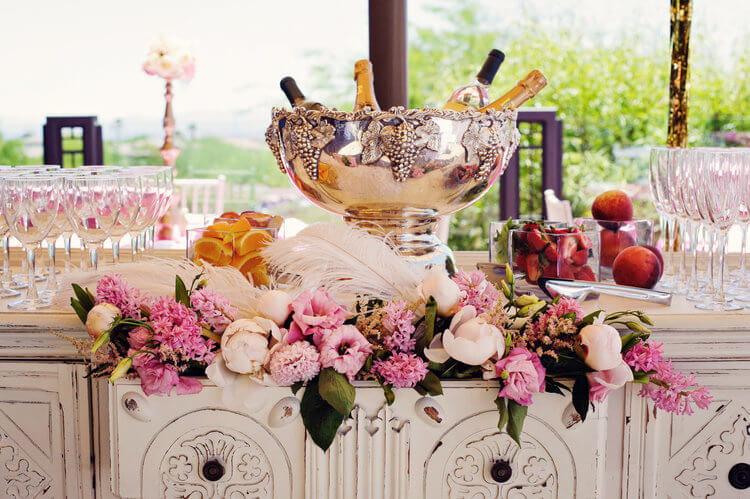Top 5 Bridal Shower Themes to Fit Any Bride’s Style!